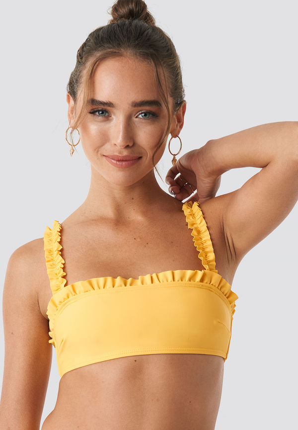Hanna Weig x NA-KD Gathered Bikini Top - Yellow