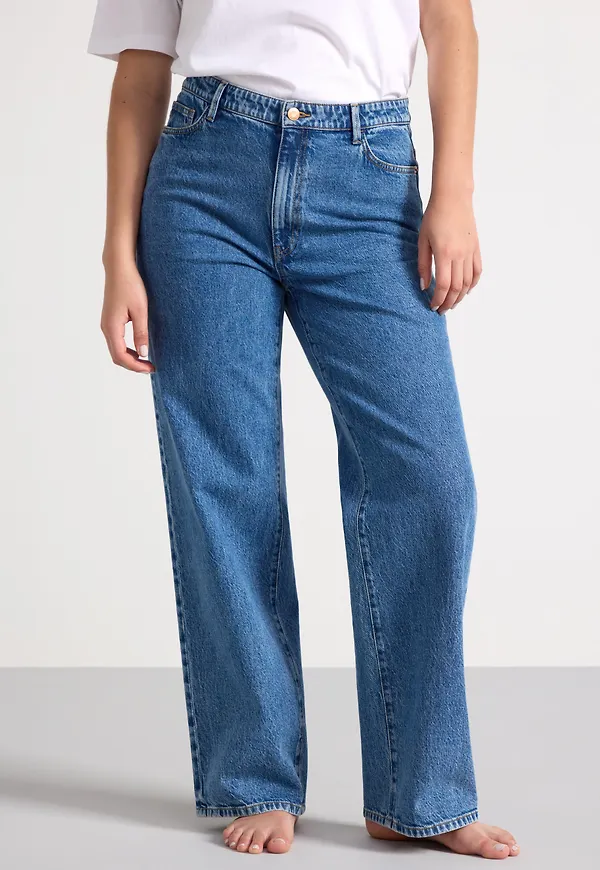 WIDE Hanna jeans med lätt stretch