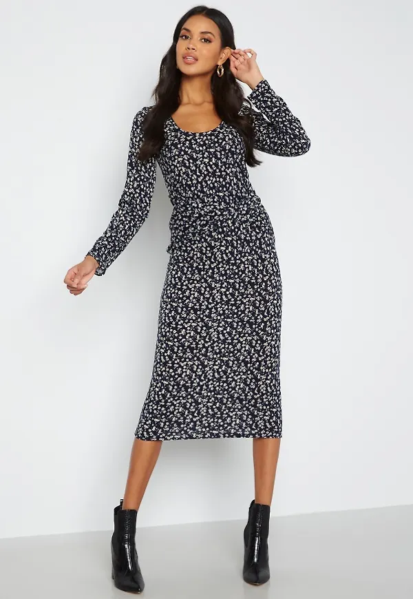 Happy Holly Ziva twisted midi dress Dark blue / Floral 40/42