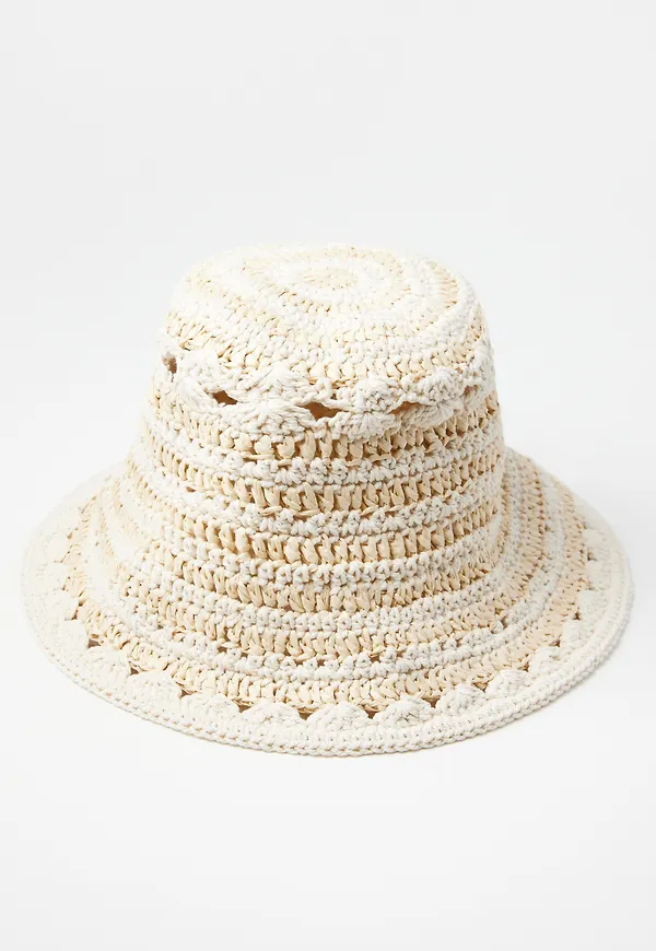 Hatt med virkad look