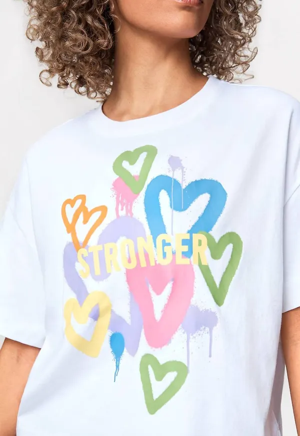 Hearts White T-shirt Kit