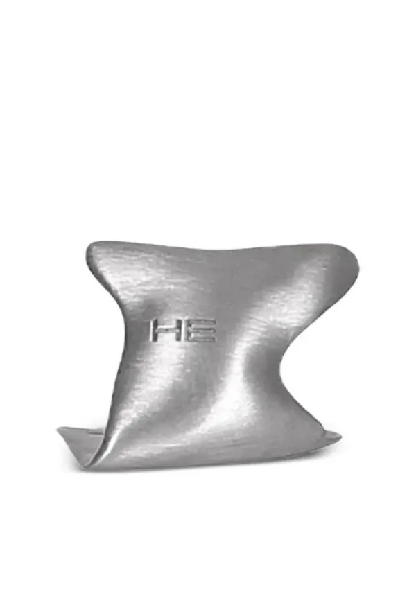 HELIOT EMIL skulpterad silverring - Silverfärgad