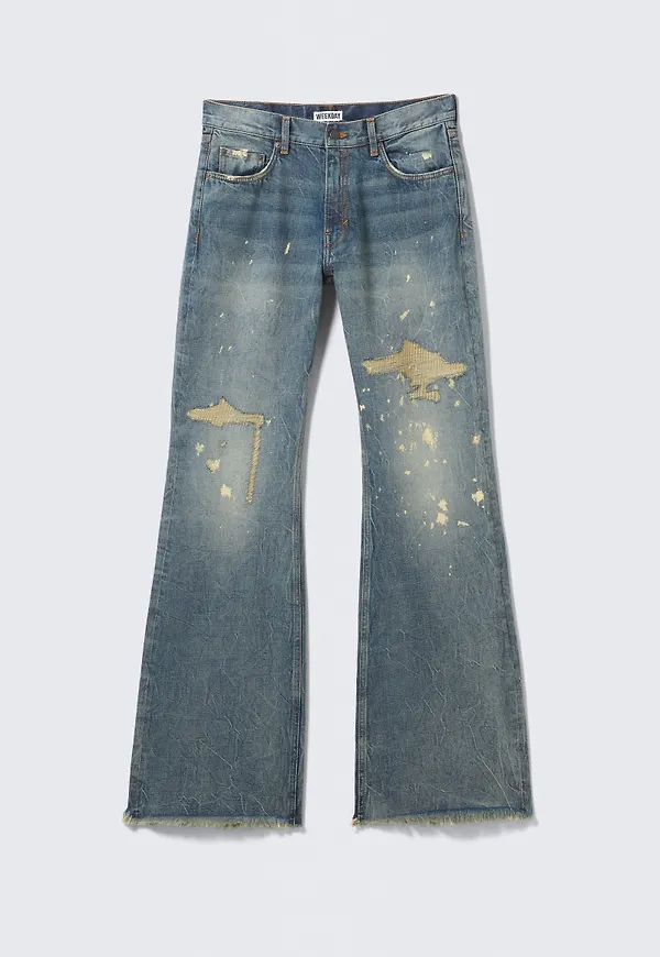 Helix Mid Rise Regular Flared Jeans