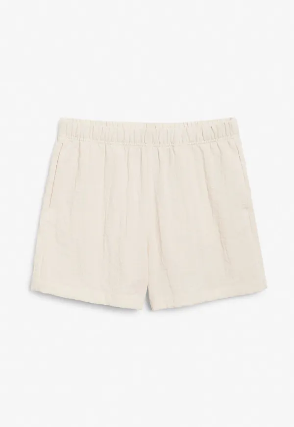High-waist seersucker shorts - Beige