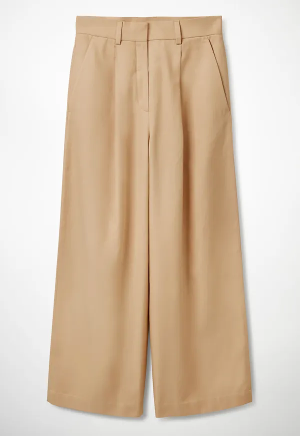 HIGH-WAISTED TROUSERS