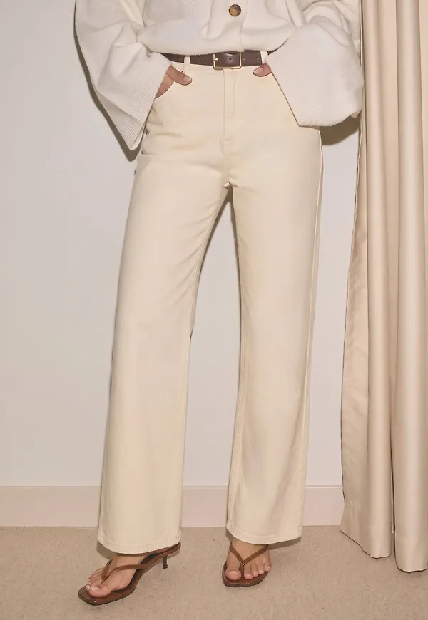 High Straight Leg Jeans