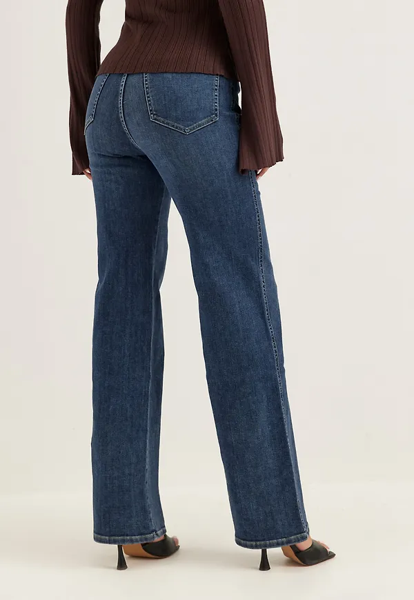 High Straight Leg Jeans