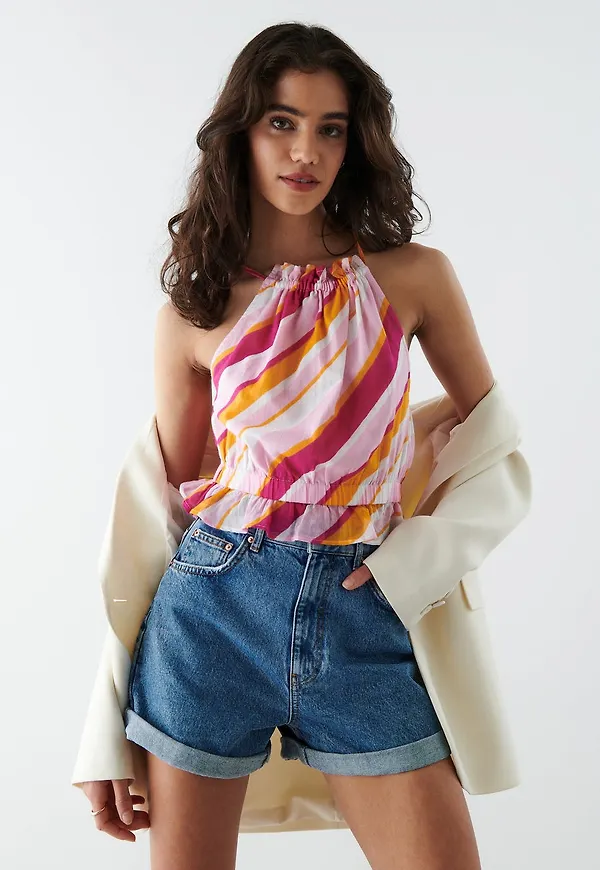 High waist denim shorts