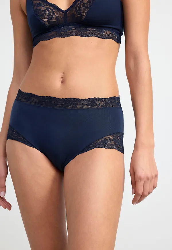 High waist trosa med spets