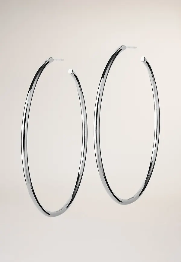 Hoops earrings