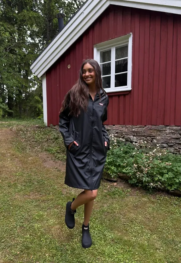 Hunter - Svart - Andrea Pu Raincoat