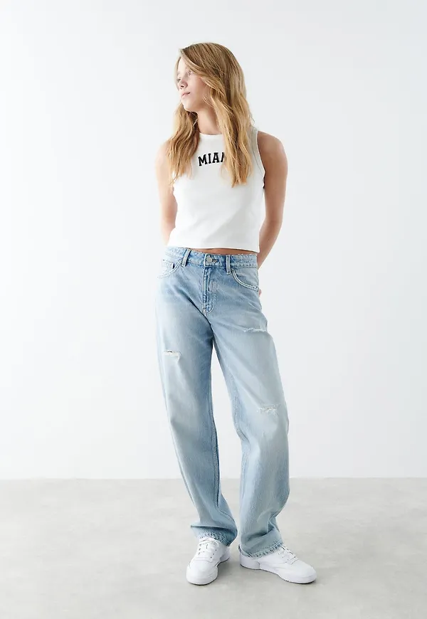 I&E loose jeans