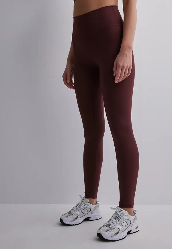 ICANIWILL - Röd - Nimble Tights