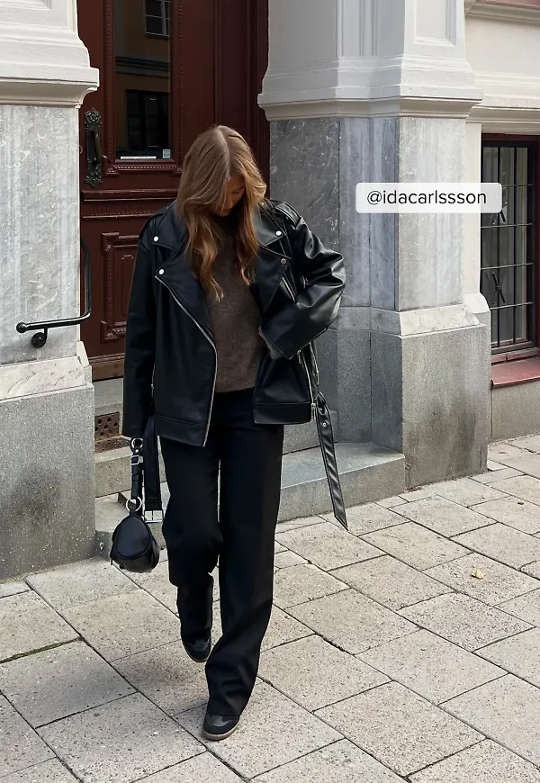 Ida Carlsson x NA-KD Bikerjacka i PU - Black