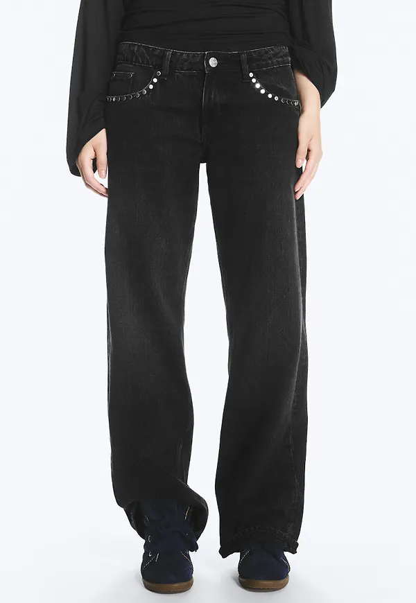IMOO LOW RISE LOOSE STRAIGHT STUD JEANS
