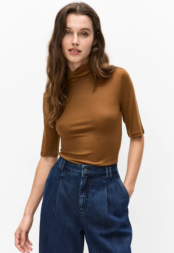 Iris rollneck