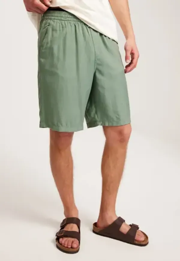 Jack & Jones Jpstkarl Jjaaron Tencel Jogger Shor Tunna shorts Grön