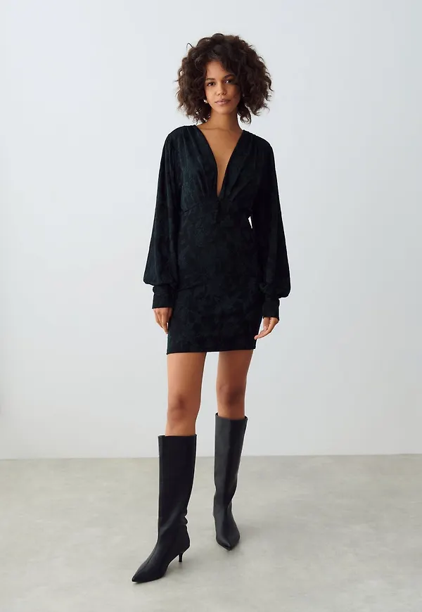 Jaquard dress