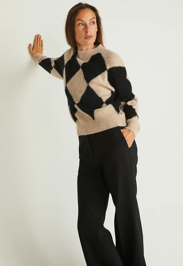 Jayleen knit