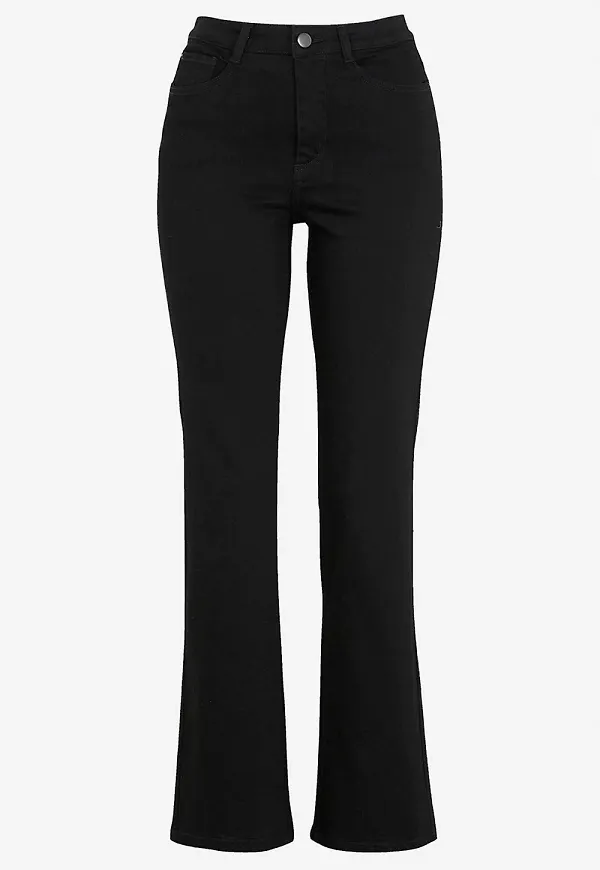 Jeans med lätt bootcut och hög midja