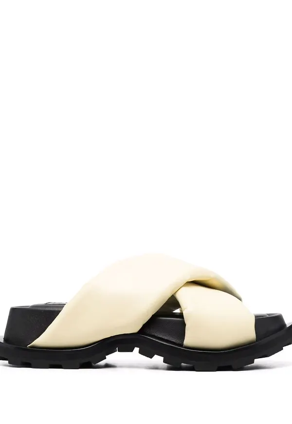 Jil Sander vadderade lädersandaler - Gul