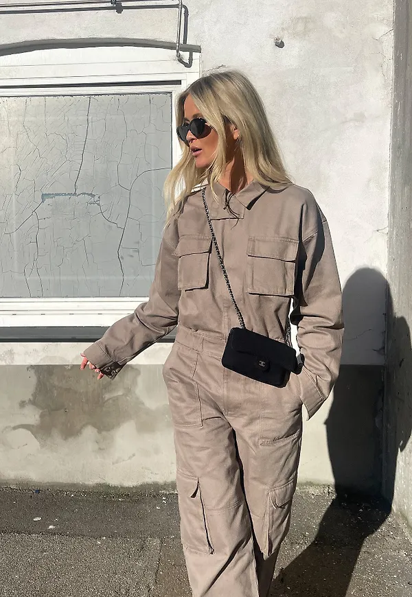 Josefine HJ x NA-KD Jumpsuit - Beige