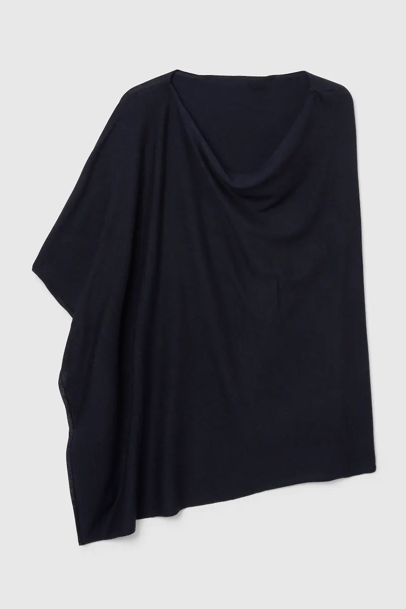 Julie poncho