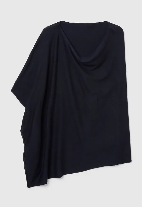 Julie poncho