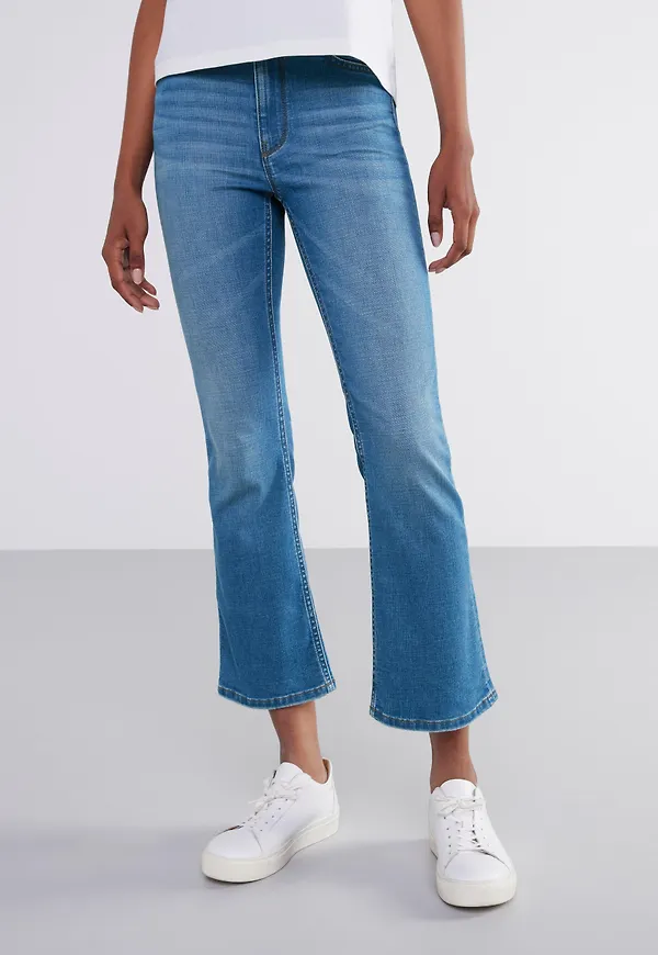 KAREN Utsvängda croppade jeans
