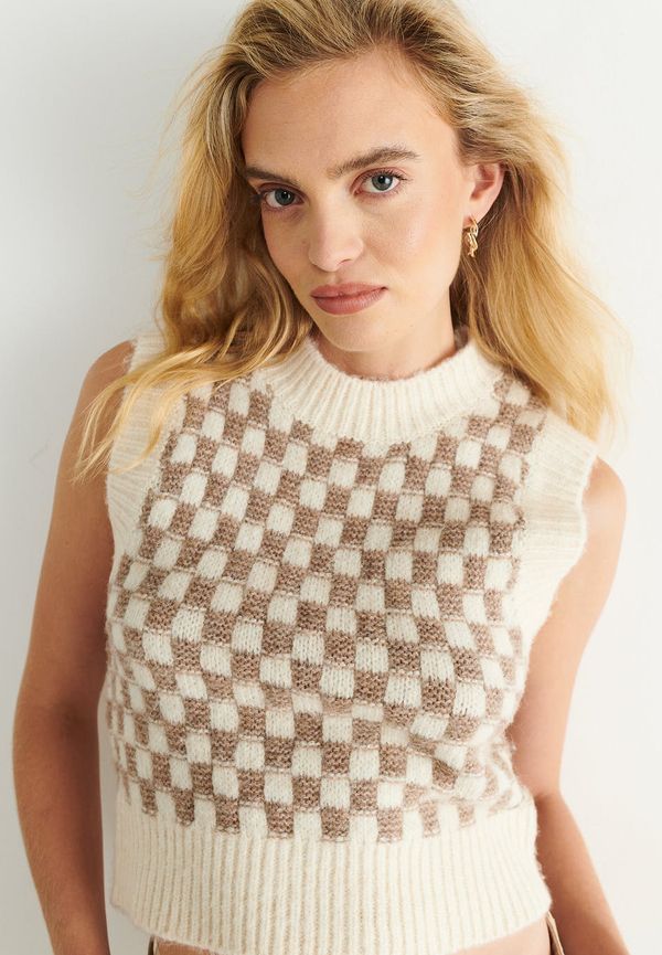 Kathia knitted vest