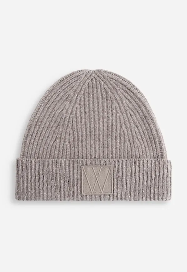 Kaxyiw beanie