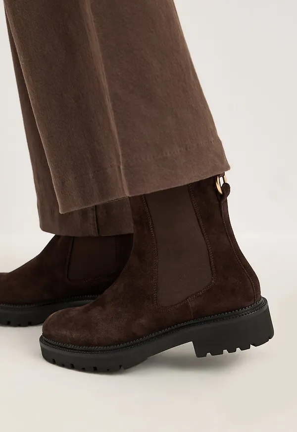 Kelliin Chelsea Boot
