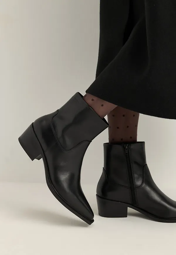 Kelsey Heel Classic Leather Boots