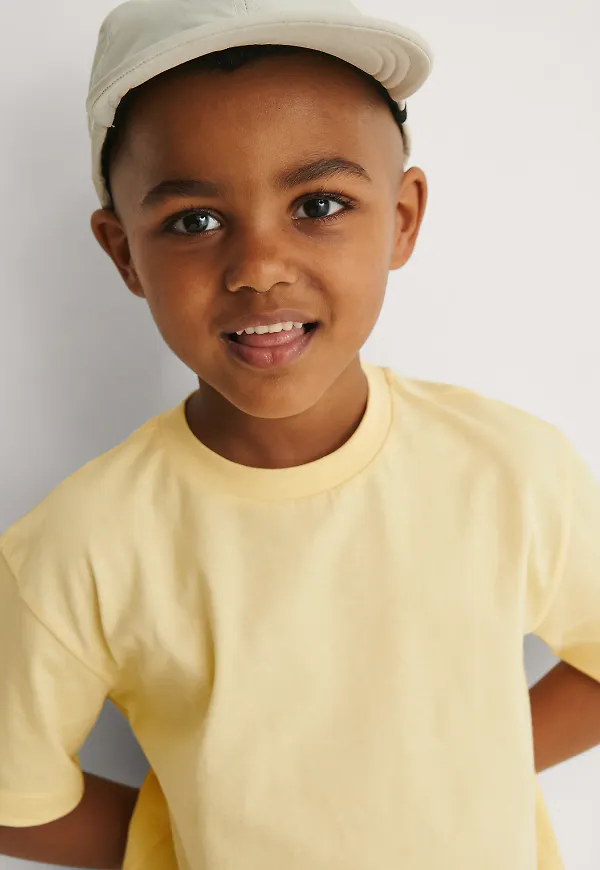 KIDS by NA-KD Ekologisk basic T-shirt - Yellow