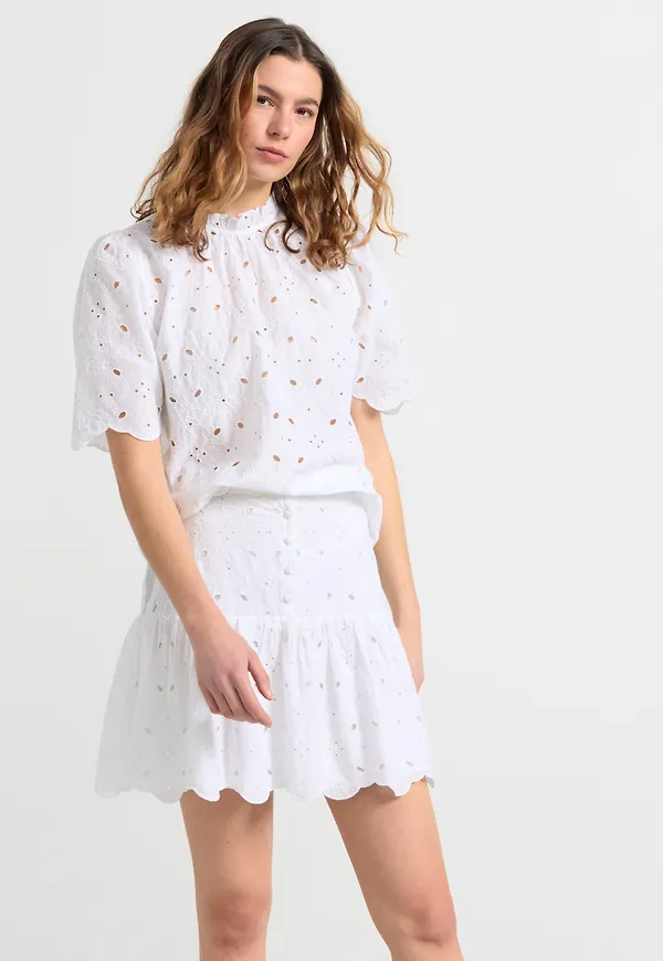 Kjol med broderie anglaise
