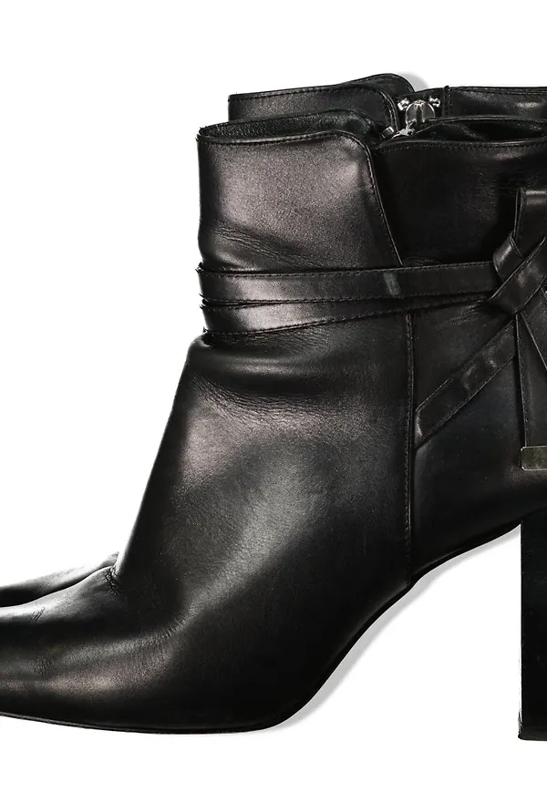 Klackar från Massimo Dutti, strl 39