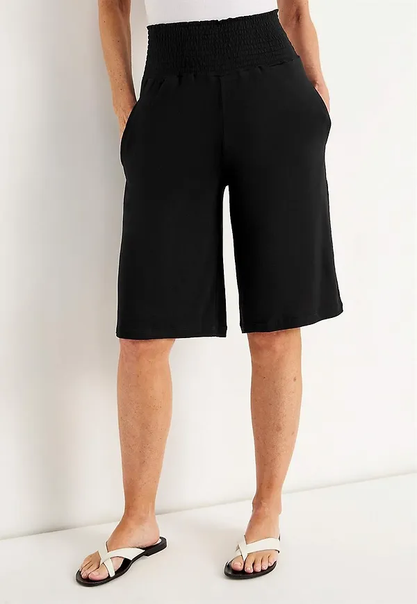 Knälånga shorts med fickor