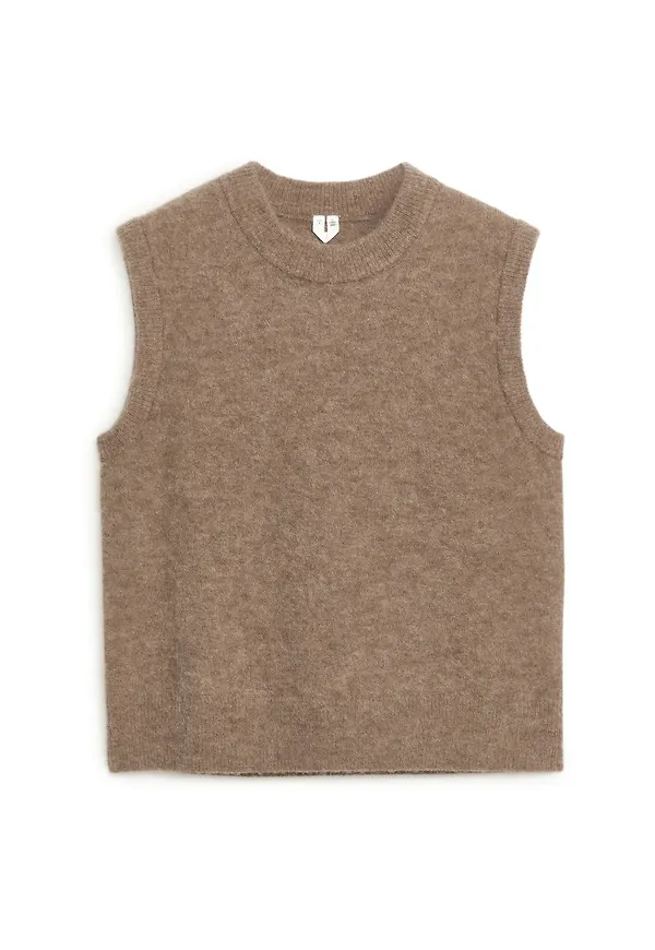 Knitted Alpaca Vest - Beige