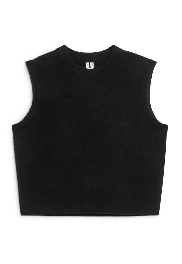 Knitted Alpaca Vest - Black