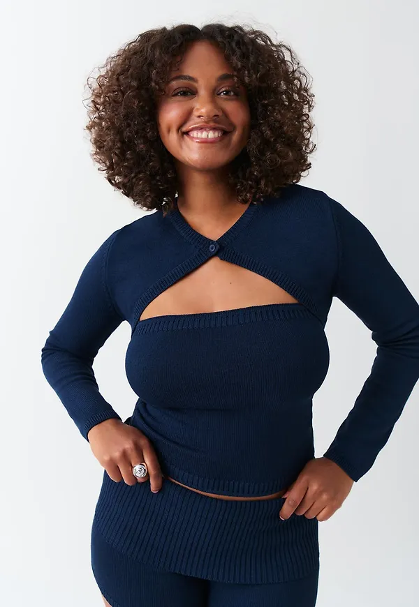 Knitted bolero
