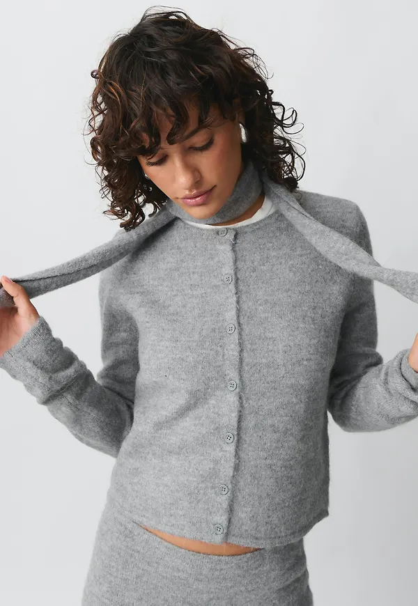 Knitted cardigan