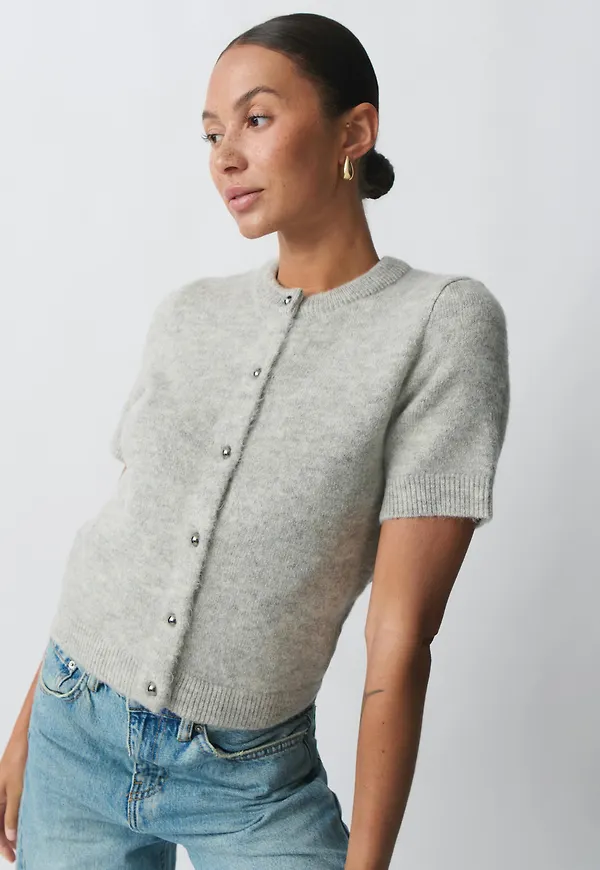 Knitted cardigan