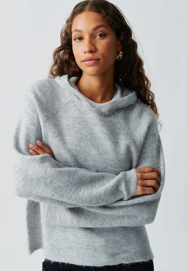 Knitted hoodie