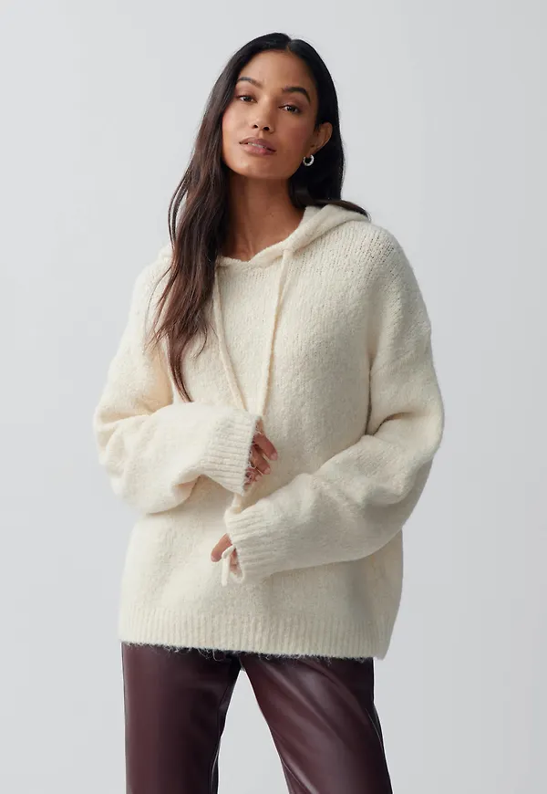 Knitted hoodie