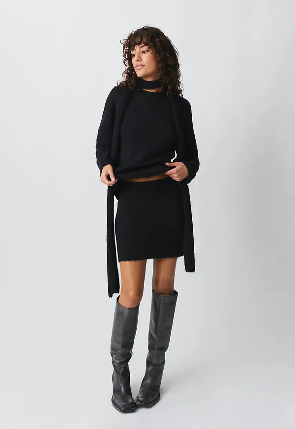 Knitted mini skirt