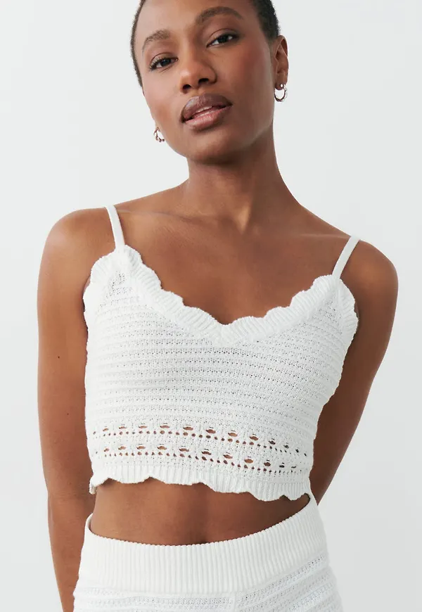 Knitted singlet