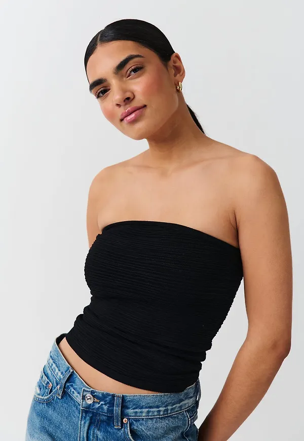 Knitted tube top