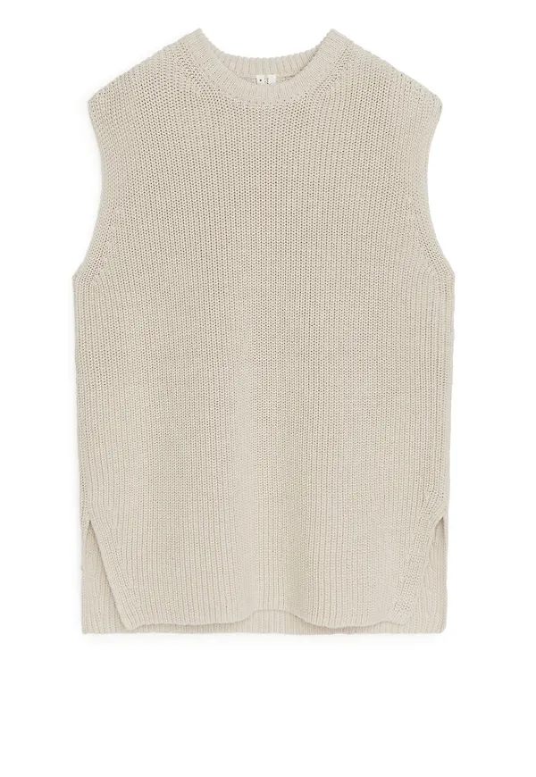 Knitted Vest - Beige