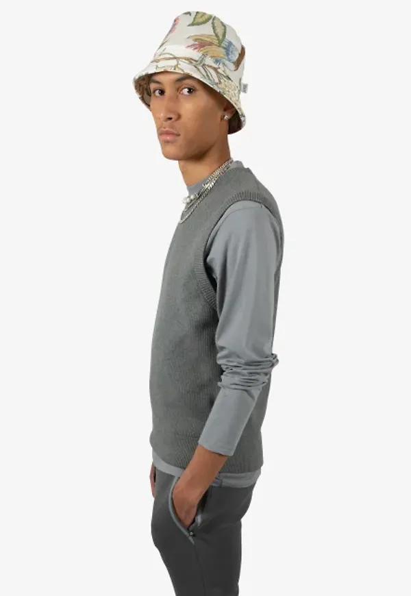 Knitted Vest
