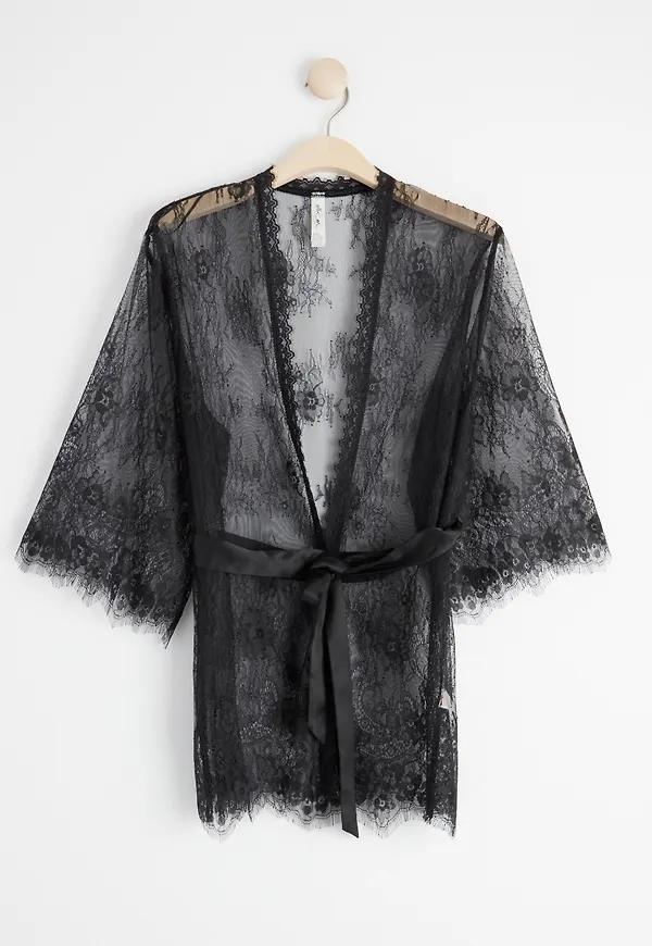 Kort kimono i spets